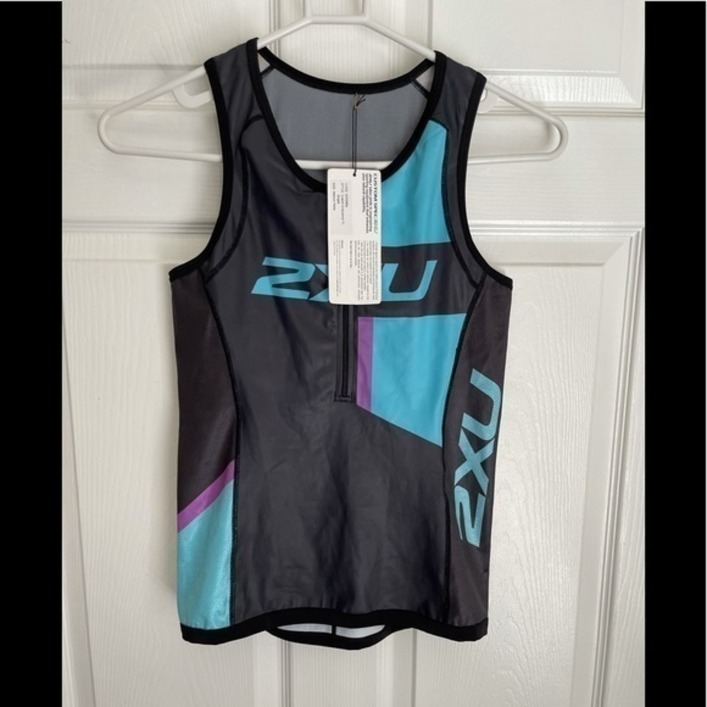 NWT 2XU women custom endurance tri singlet
